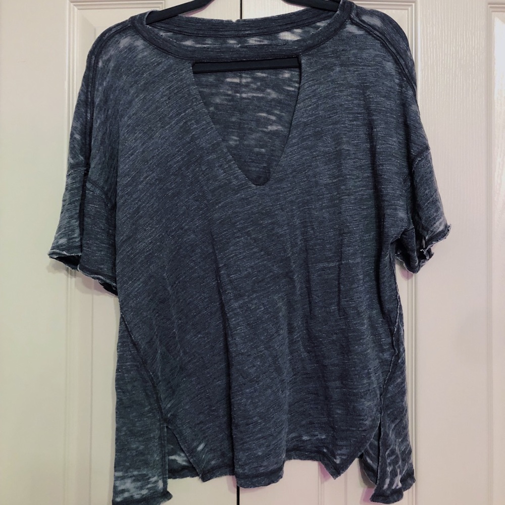 V neck top